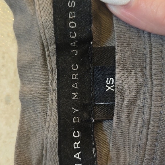 Marc by Marc Jacobs Army Green/Black Stripe Cap Sleeve Cotton Tee - Picture 2 of 7